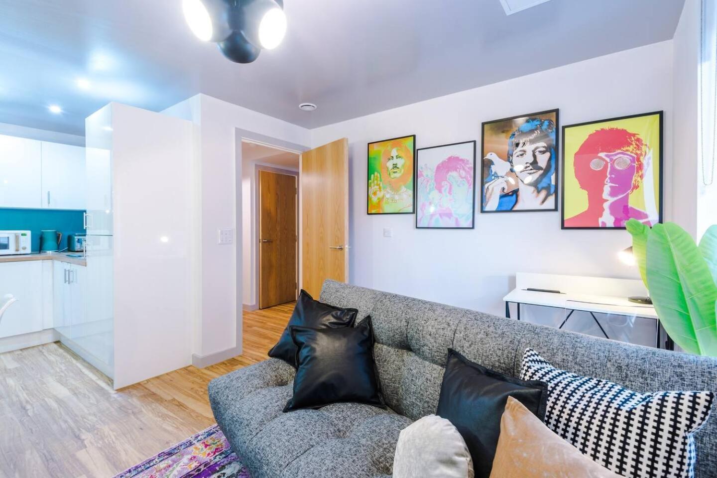 High Reviewed 1-Bed With Parking Central Location Liverpool Exterior photo
